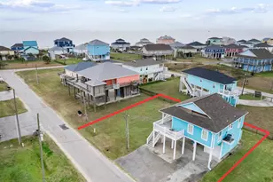 935 Clara St, Crystal Beach, TX 77650 - Photo 27