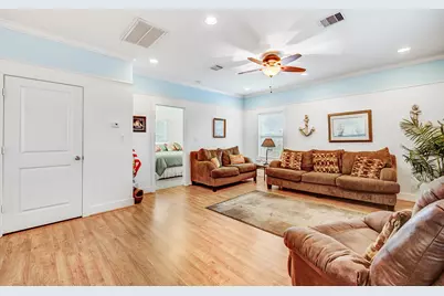 935 Clara Street, Crystal Beach, TX 77650 - Photo 13