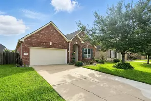 9219 Gilbert Hollow Dr, Rosenberg, TX 77469 - Photo 5