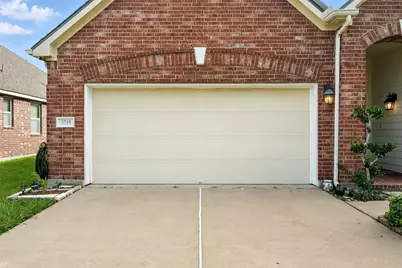 9219 Gilbert Hollow Drive, Rosenberg, TX 77469 - Photo 3