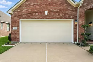 9219 Gilbert Hollow Dr, Rosenberg, TX 77469 - Photo 3
