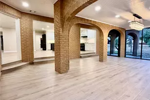 300 Dunnam Ave, Cleveland, TX 77327 - Photo 7