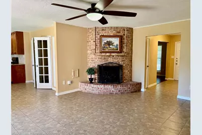 1518 Neptune Lane, Houston, TX 77062 - Photo 3