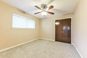 1518 Neptune Ln, Houston, TX 77062 - Photo 23