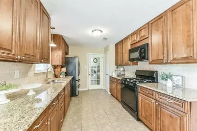1518 Neptune Lane, Houston, TX 77062 - Photo 11