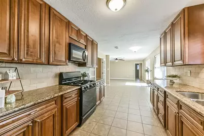 1518 Neptune Lane, Houston, TX 77062 - Photo 13