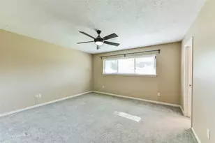 1518 Neptune Ln, Houston, TX 77062 - Photo 17