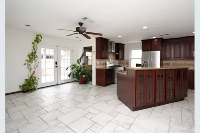 10667 Mayfield Road, Houston, TX 77043 - Photo 13