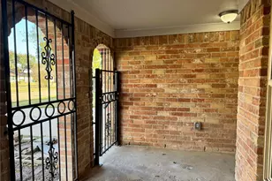 15770 Chimney Rock Rd, Houston, TX 77489 - Photo 3