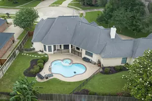 56 English Oak Ct, Lake Jackson, TX 77566 - Photo 47