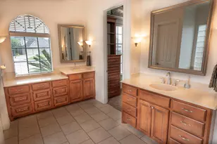 56 English Oak Ct, Lake Jackson, TX 77566 - Photo 31