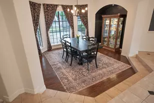 56 English Oak Ct, Lake Jackson, TX 77566 - Photo 11