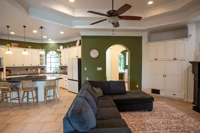 56 English Oak Court, Lake Jackson, TX 77566 - Photo 7