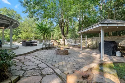 10 Newland Court, The Woodlands, TX 77382 - Photo 39