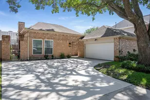 11743 Wickhollow Ln, Houston, TX 77043 - Photo 1