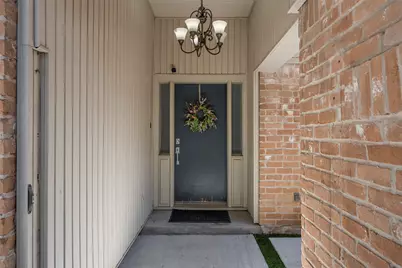 11743 Wickhollow Lane, Houston, TX 77043 - Photo 3