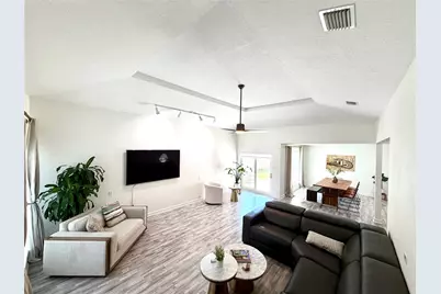 11743 Wickhollow Lane, Houston, TX 77043 - Photo 7