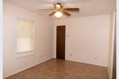 828 Armadillo Drive, Lorena, TX 76655 - Photo 9
