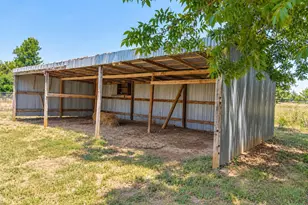 828 Armadillo Dr, Lorena, TX 76655 - Photo 3