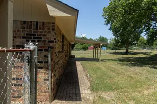 828 Armadillo Dr, Lorena, TX 76655 - Photo 37