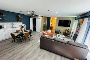 13015 Frank Ln, Stafford, TX 77477 - Photo 5