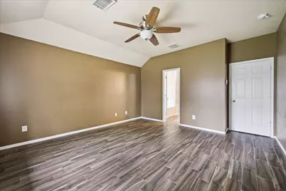 1323 W Welsford Drive, Spring, TX 77386 - Photo 19