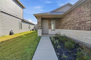 12214 Ridge River Ln, Houston, TX 77067 - Photo 3