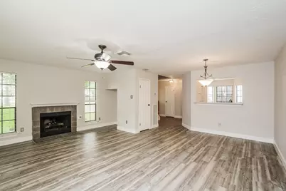 17263 Saturn Lane, Houston, TX 77058 - Photo 3