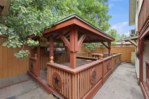 516 Everton St, Houston, TX 77003 - Photo 5