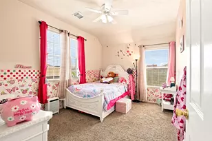 15214 Walden Park Ct, Houston, TX 77049 - Photo 33
