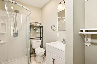15214 Walden Park Court, Houston, TX 77049 - Photo 39