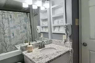6300 Seawall Blvd, Galveston, TX 77551 - Photo 11