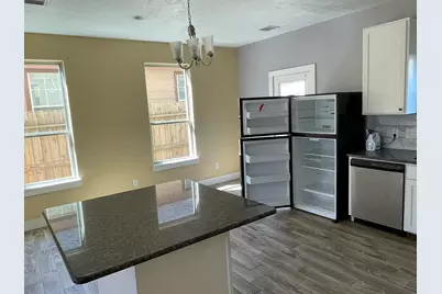 5829 Hartwick Road, Houston, TX 77016 - Photo 9