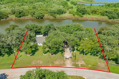2910 Shady Creek Lane, Oyster Creek, TX 77541 - Photo 27