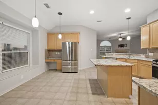 4812 Lakefront Terrace Dr, Pearland, TX 77584 - Photo 7