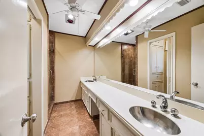 1926 Twin Springs, Kingwood, TX 77339 - Photo 17