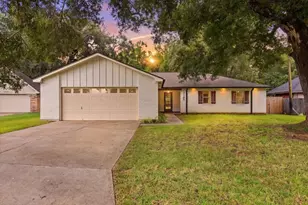 7165 Firethorn Dr, Beaumont, TX 77708 - Photo 1