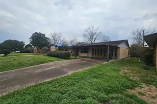 5327 Knotty Oaks Trail, Houston, TX 77045 - Photo 1
