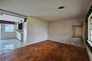 5327 Knotty Oaks Trail, Houston, TX 77045 - Photo 5