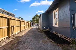 2522 Lidstone St, Houston, TX 77023 - Photo 21