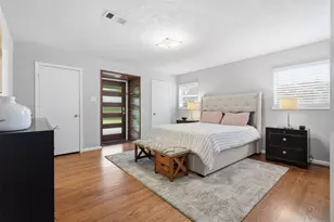 7707 Cayton St, Houston, TX 77061 - Photo 13