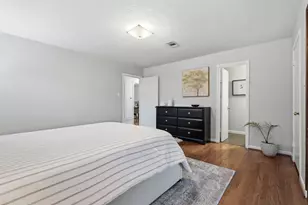 7707 Cayton St, Houston, TX 77061 - Photo 15