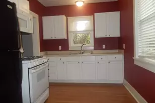 1004 E Thiel Street E, Brenham, TX 77833 - Photo 5