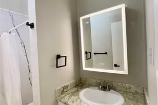 9009 Gaylord St, Houston, TX 77024 - Photo 27