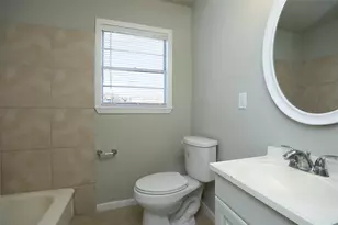 10322 Cathedral Dr, Houston, TX 77051 - Photo 11