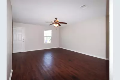 7413 Blue Jay Drive, Texas City, TX 77591 - Photo 3