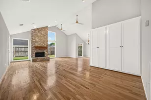 3079 Hazy Park Dr, Houston, TX 77082 - Photo 11
