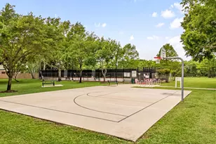 1715 Diamond Brook Dr, Houston, TX 77062 - Photo 41
