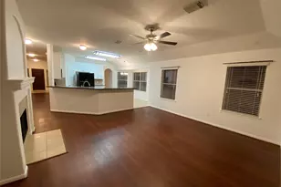 321 Preston Ln, League City, TX 77573 - Photo 7