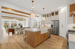 710 Waverly St, Houston, TX 77007 - Photo 1